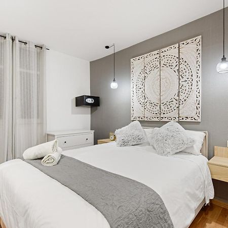 Urbanchicmalaga 2Bedroom Oasis In Historic Malaga Centre 外观 照片