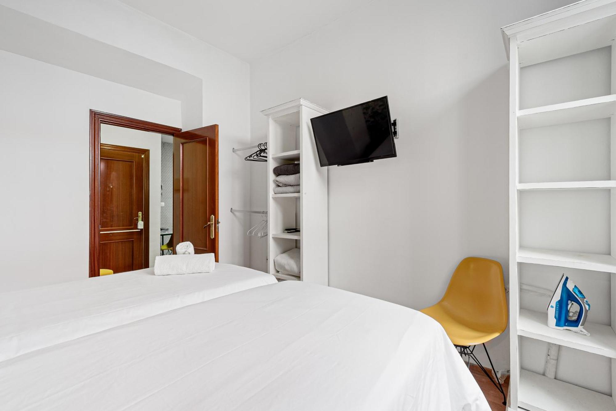 Urbanchicmalaga 2Bedroom Oasis In Historic Malaga Centre 外观 照片