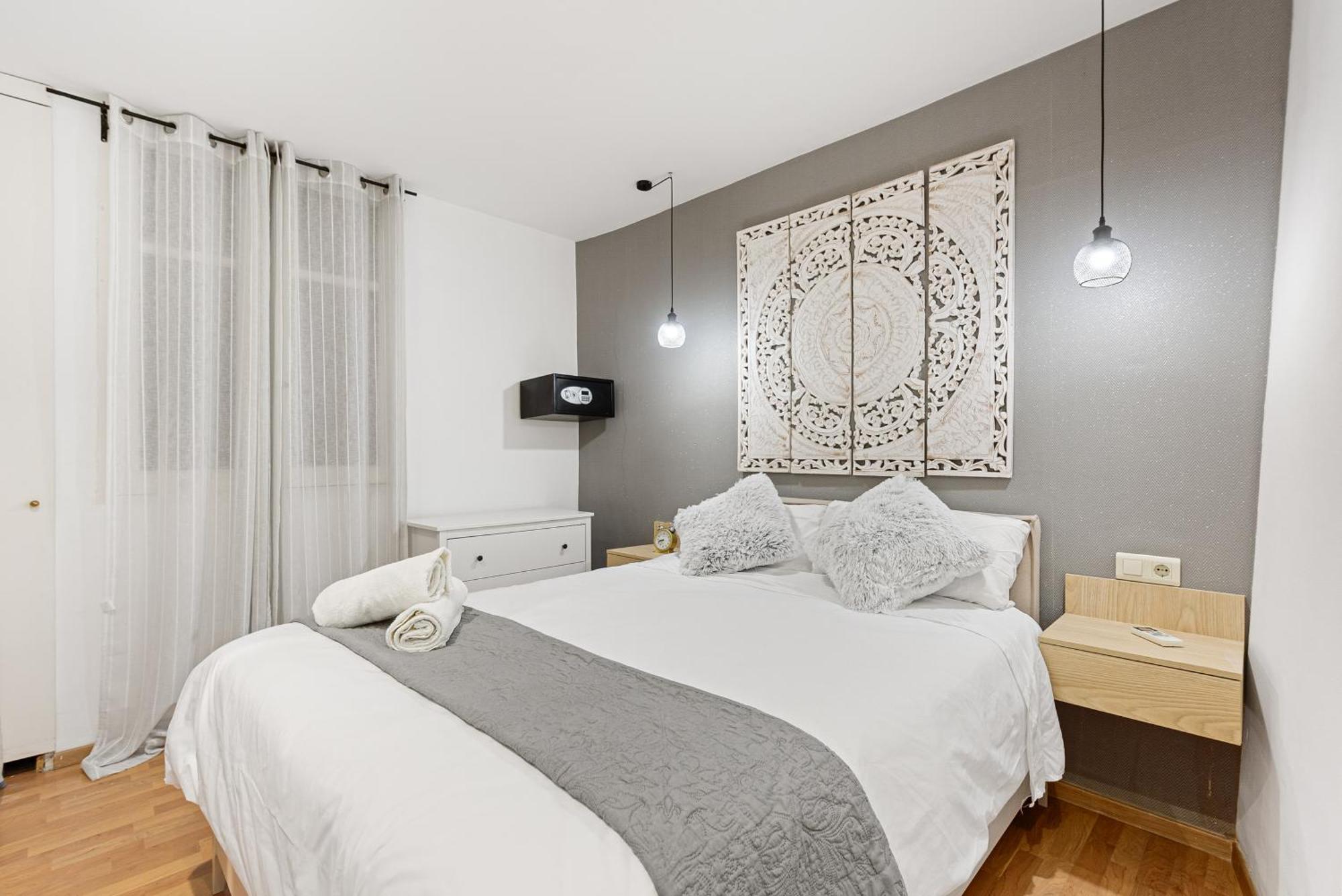 Urbanchicmalaga 2Bedroom Oasis In Historic Malaga Centre 外观 照片